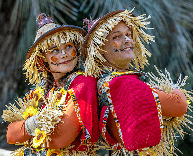 Two scarecrow characters.